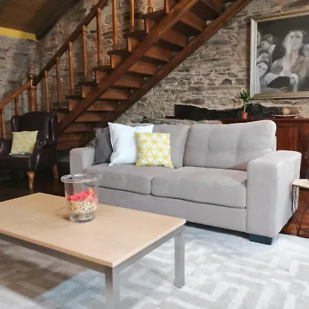 Casa Pardo Rural House لوغو